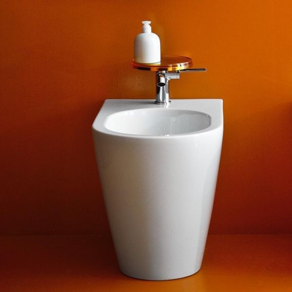 Биде напольное LAUFEN Kartell 8.3233.1.000.302.1