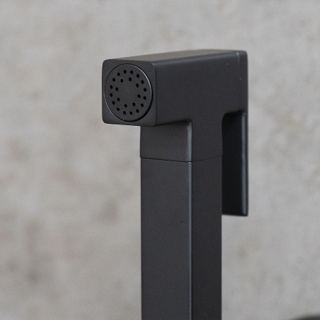 Гигиенический душ LEMARK Solo со смесителем LM7172BL черный матовый