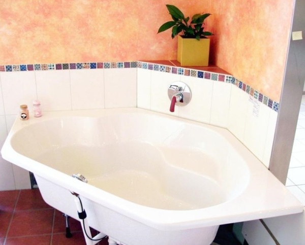 Акриловая ванна RIHO Winnipeg 145х145