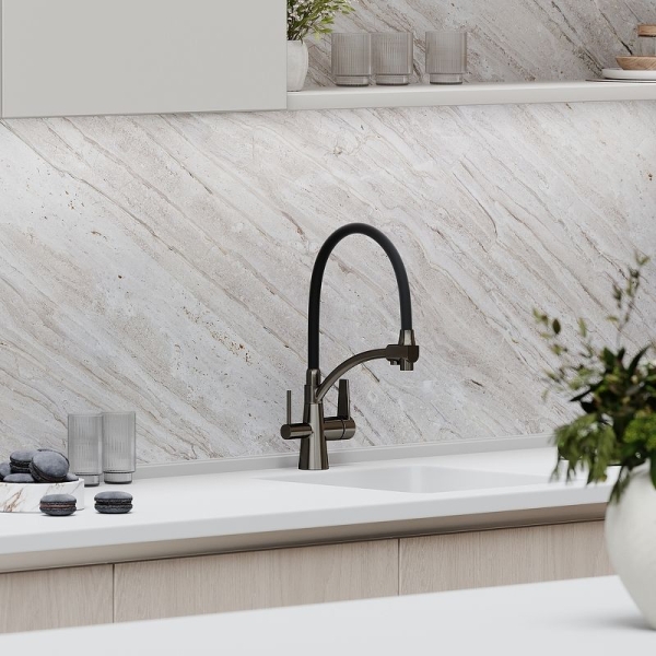 Смеситель для кухни SANCOS Eri с гибким изливом и подключ. фильтра SC4001GG вороненая сталь