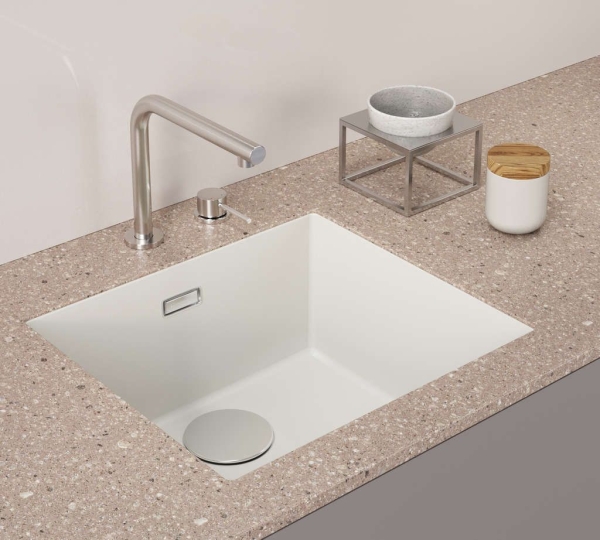 Смеситель для кухни OMOIKIRI Nara для установки под окно 4994328 нержавеющая сталь