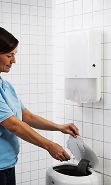 Диспенсер для полотенец TORK Xpress Multifold 552000-60