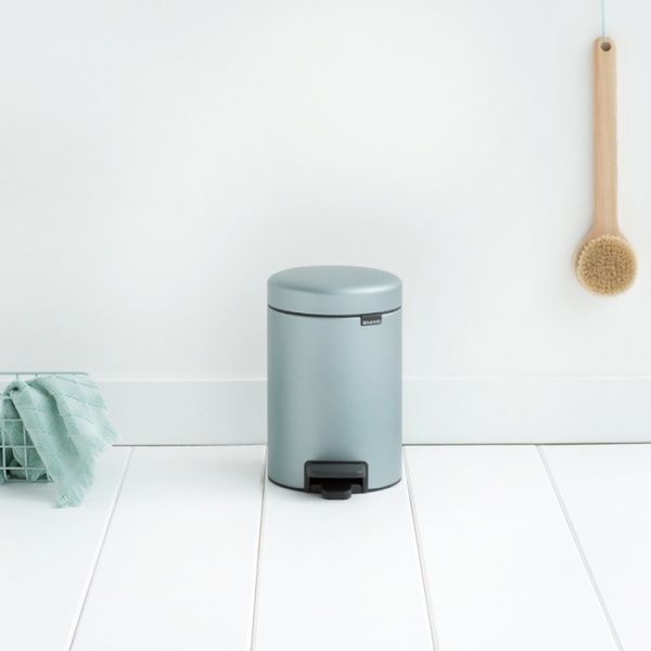 Ведро для мусора BRABANTIA NewIcon 113345 3 л, мятный металлик