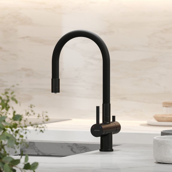 Смеситель для кухни SANCOS Lucia с гибким изливом и подключ. фильтра SC4004MB черный матовый