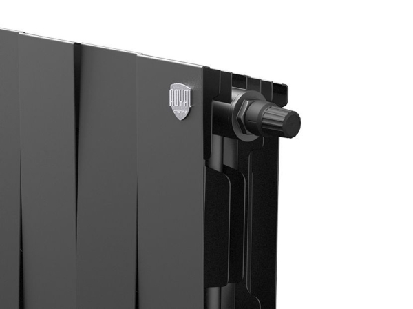 Радиатор ROYAL THERMO PianoForte 200 16С 128/28 НП черный матовый