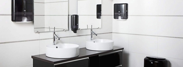 Диспенсер для полотенец TORK Xpress мини-диспенсер Multifold 552108-60