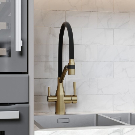 Смеситель для кухни SANCOS Orta с гибким изливом и подключ. фильтра SC4008BG золото брашированное